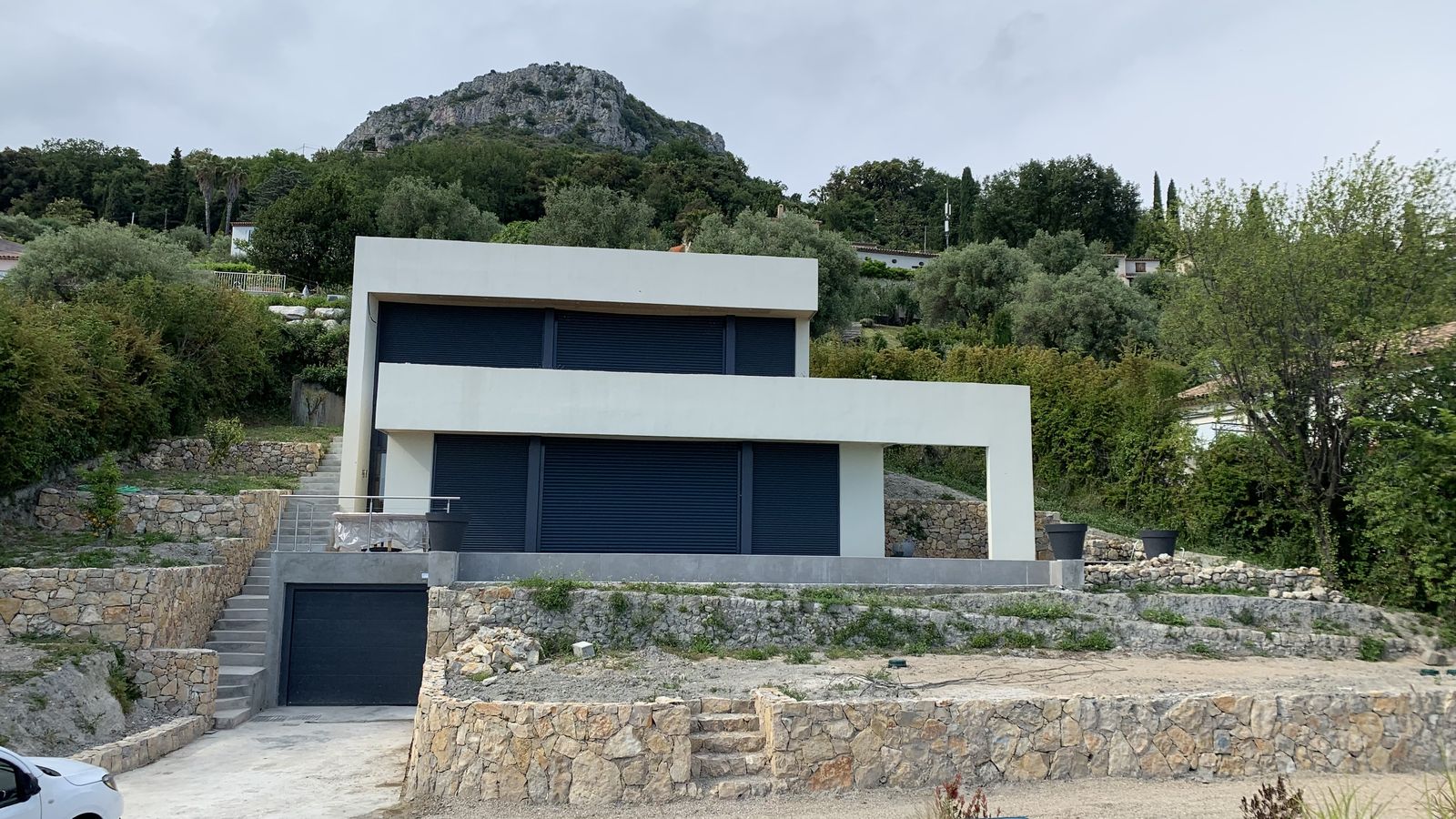 Villa neuve sur restanques en pierre — CIME, Alpes-Maritimes